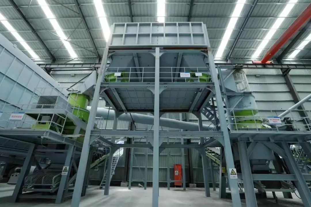 1980cfd4115327c812d0e00d89d2c9f.jpg 4.jpg